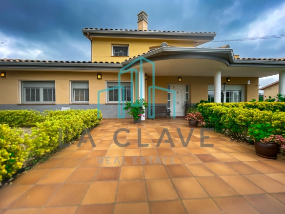 Imagen 1 de Casa-Chalet en Venta en Bigues Barcelona - El Club del Propietario Imagen 1 de Casa-Chalet en Venta en Bigues Barcelona