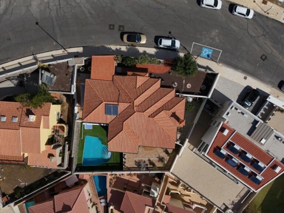 Imagen 3 de ¡Elegante villa con vistas al mar! 4 dormitorios y amplias zonas exteriores en Loma II – Arguineguín