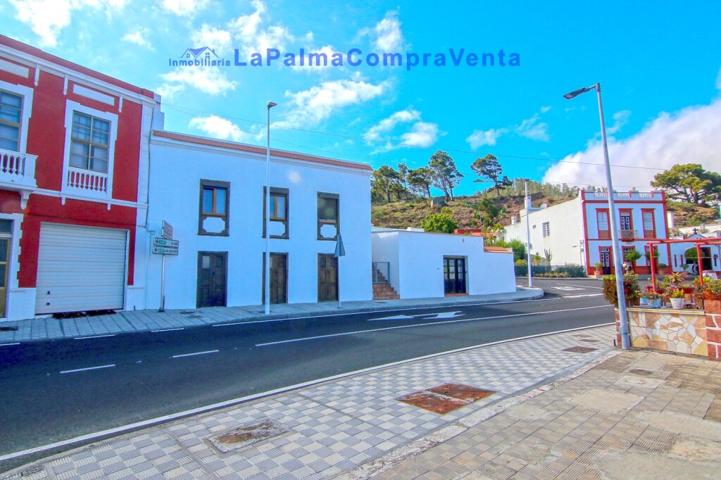 Imagen 2 de Casa-Chalet en Venta en Fuencaliente De La Palma Santa Cruz de Tenerife