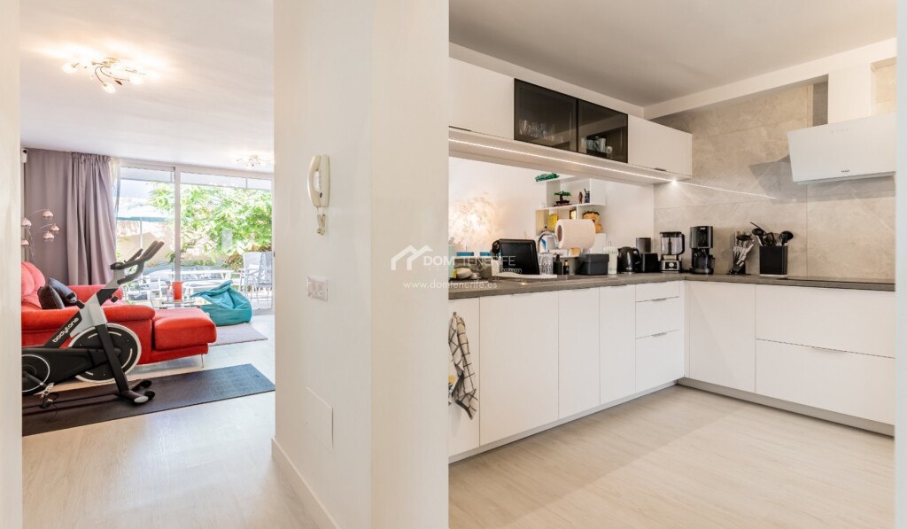 Imagen 3 de Casa de pueblo en Venta en Adeje Santa Cruz de Tenerife