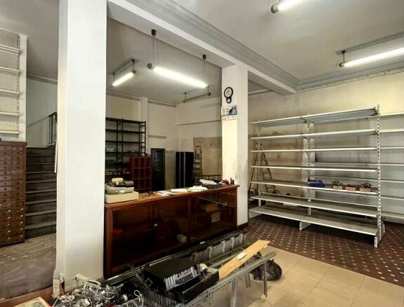 Imagen 1 de Amplio y funcional local en alquiler. Palencia