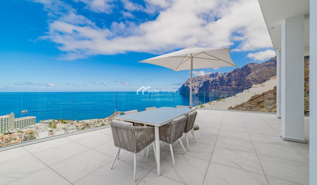 Imagen 4 de Ático en Venta en Santiago Del Teide Santa Cruz de Tenerife