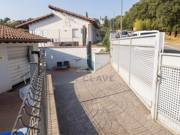 Imagen 3 de Casa-Chalet en Venta en Gualba Barcelona