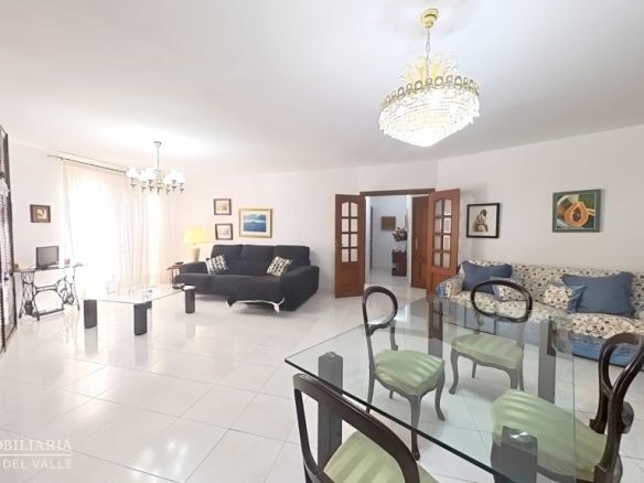 Imagen 2 de Piso en Venta en Santa Cruz De Tenerife Santa Cruz de Tenerife MARIA JIMENEZ