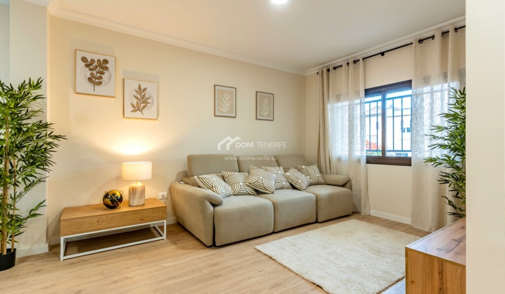 Imagen 4 de Casa de pueblo en Venta en Adeje Santa Cruz de Tenerife