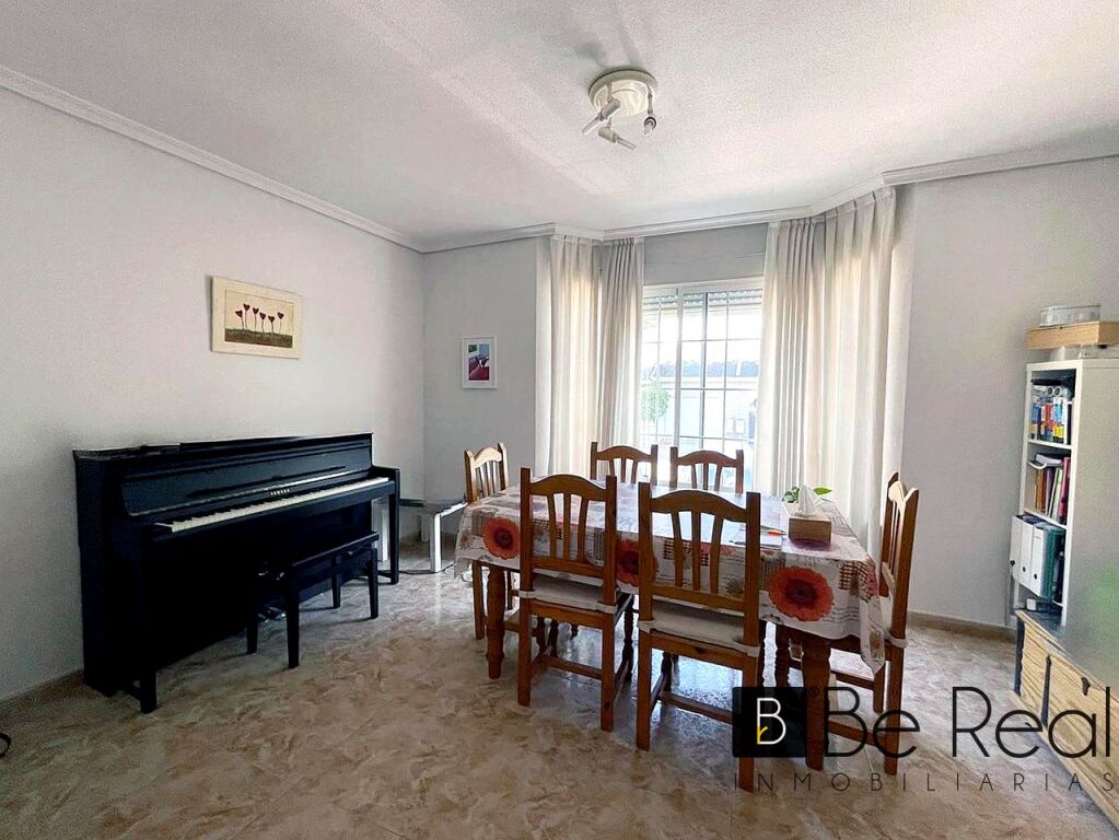Imagen 2 de HABITACIONES EN ALQUILER PARA ESTUDIANTES EN VILLANUEVA DE LA CAÑADA (MADRID).
