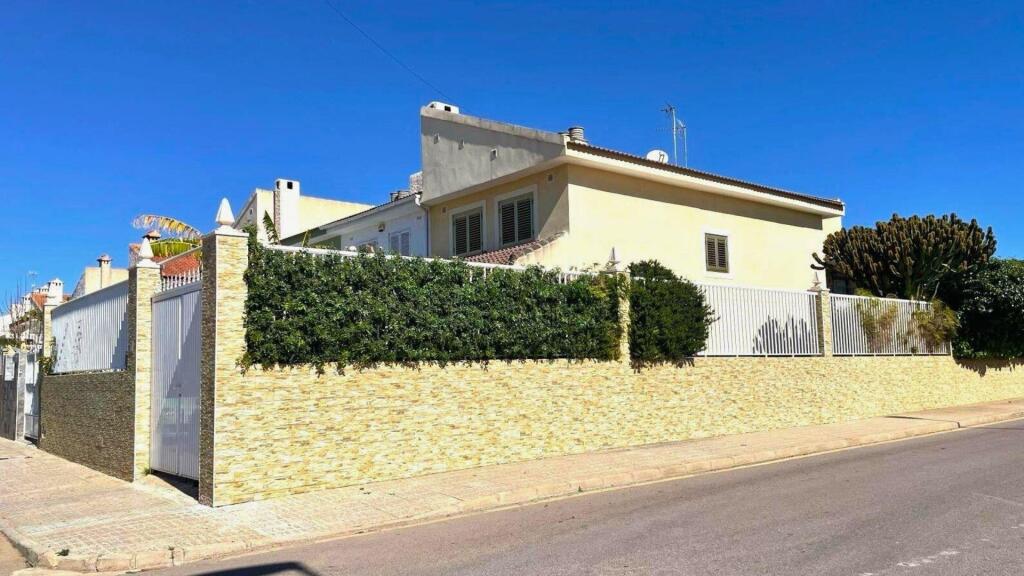 Imagen 2 de Vivienda unifamiliar a 300 metros de la playa
