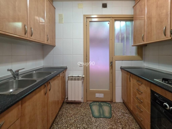 Imagen 1 de Piso de 3 habitaciones