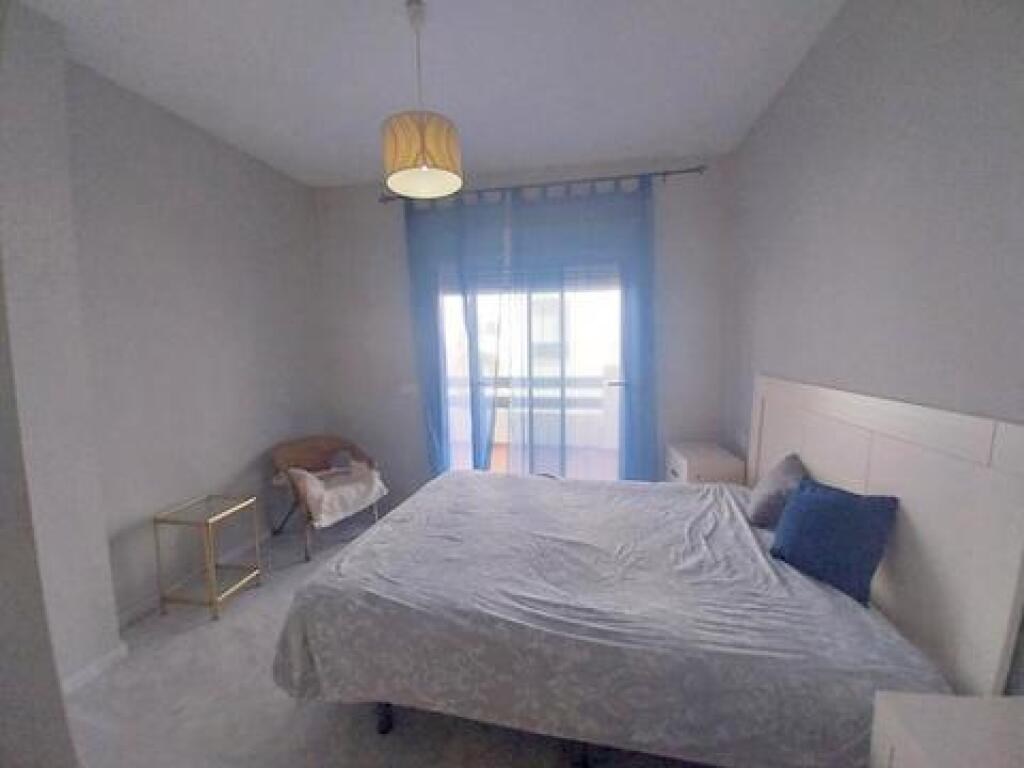 FABULOSA VIVIENDA DE 3 DORMITORIOS EN ZONA TRANQUILA