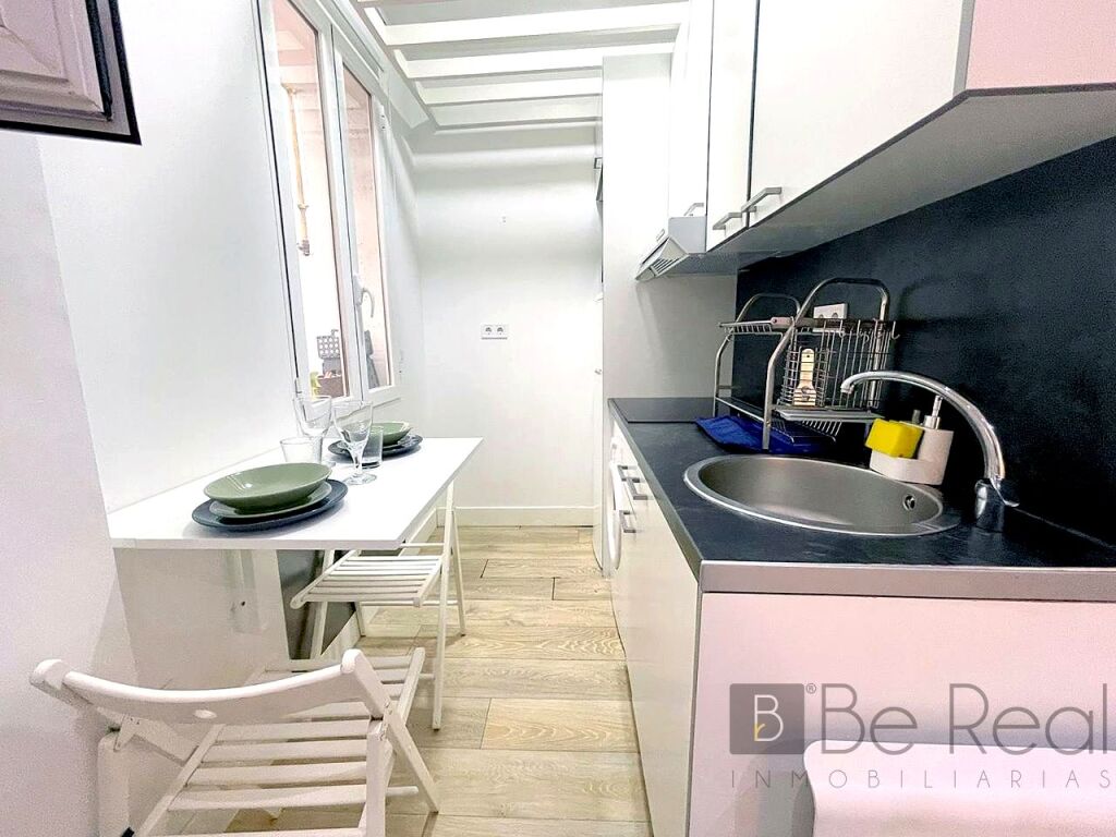 Imagen 4 de EN ALQUILER PISO DE DISEÑO CON REFORMA INTEGRAL EN MALASAÑA (MADRID).