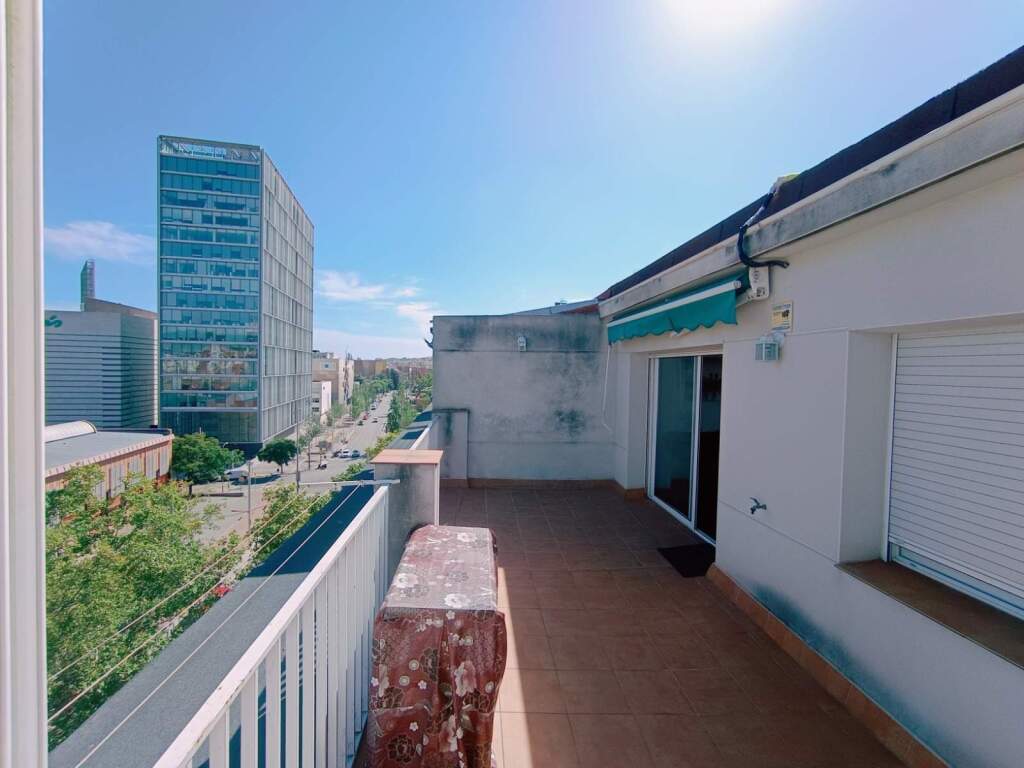Imagen 4 de Atico con preciosa terraza en alquiler temporal