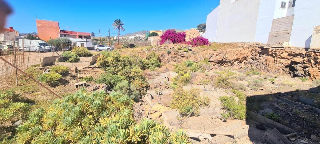 Imagen 4 de VENTA DE SOLARES CON PROYECTO Y LICENCIA EN INGENIO