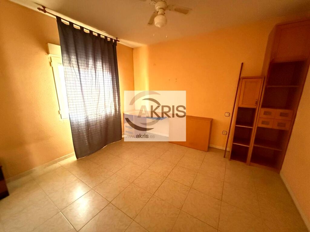 Imagen 2 de CHALET A REFORMAR EN CEDILLO DEL CONDADO