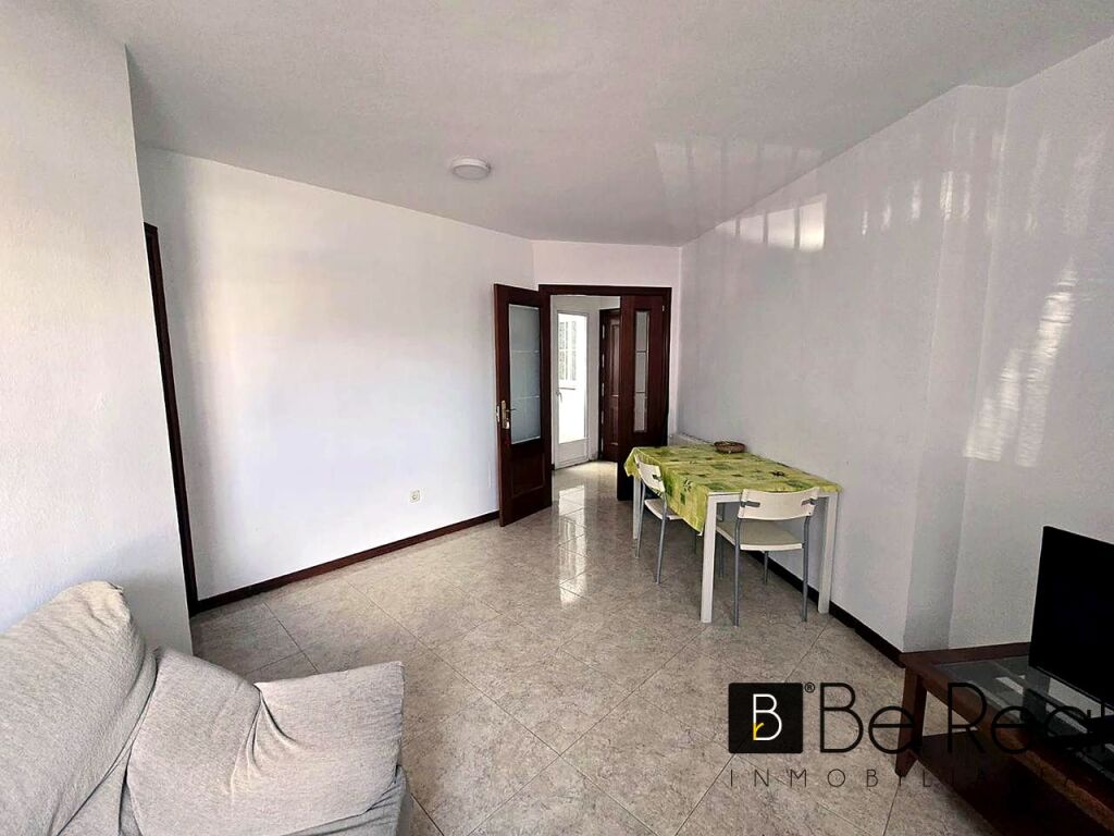 Imagen 2 de EXCELENTE PISO EXTERIOR DE 2 HABITACIONES EN VALDEMORILLO.