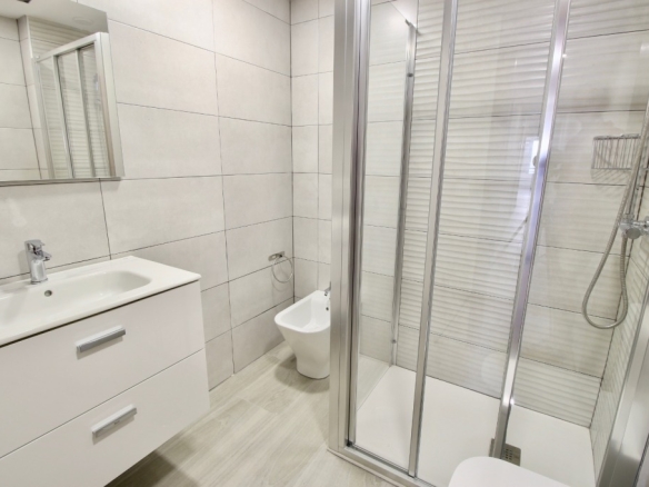 Imagen 4 de Piso en Alquiler en Alicante Alicante CENTRO