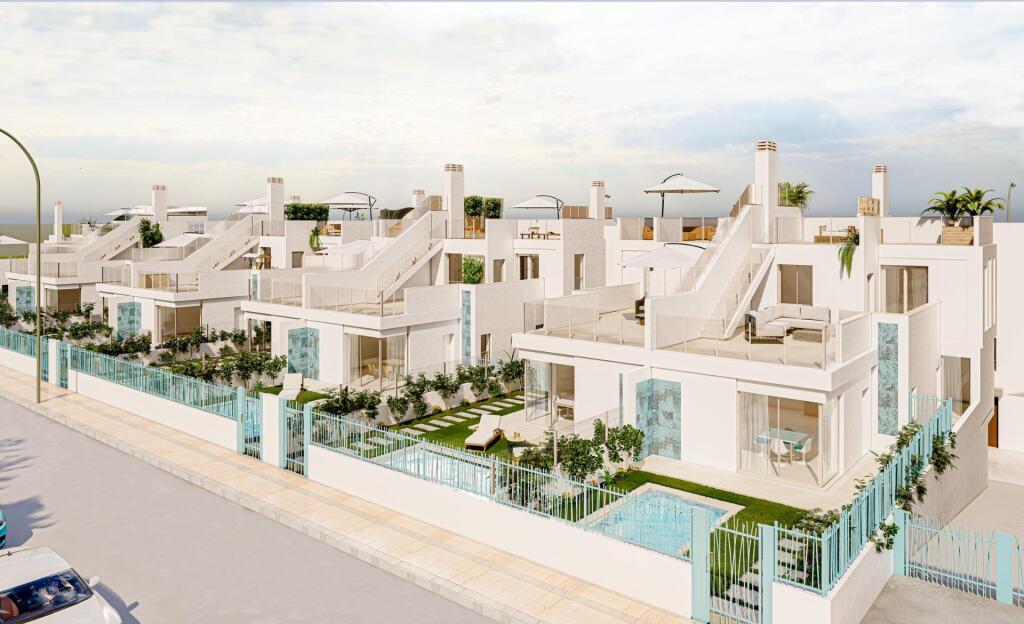 Imagen 2 de Villas de obra nueva cerca de La Serena Golf y la playa en Los Alcázares