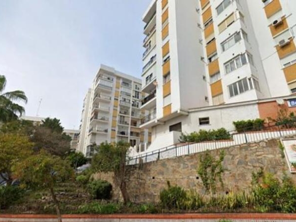 Imagen 2 de EN VENTA PISO OCUPADO POR PERSONA SIN JUSTO TÍTULO