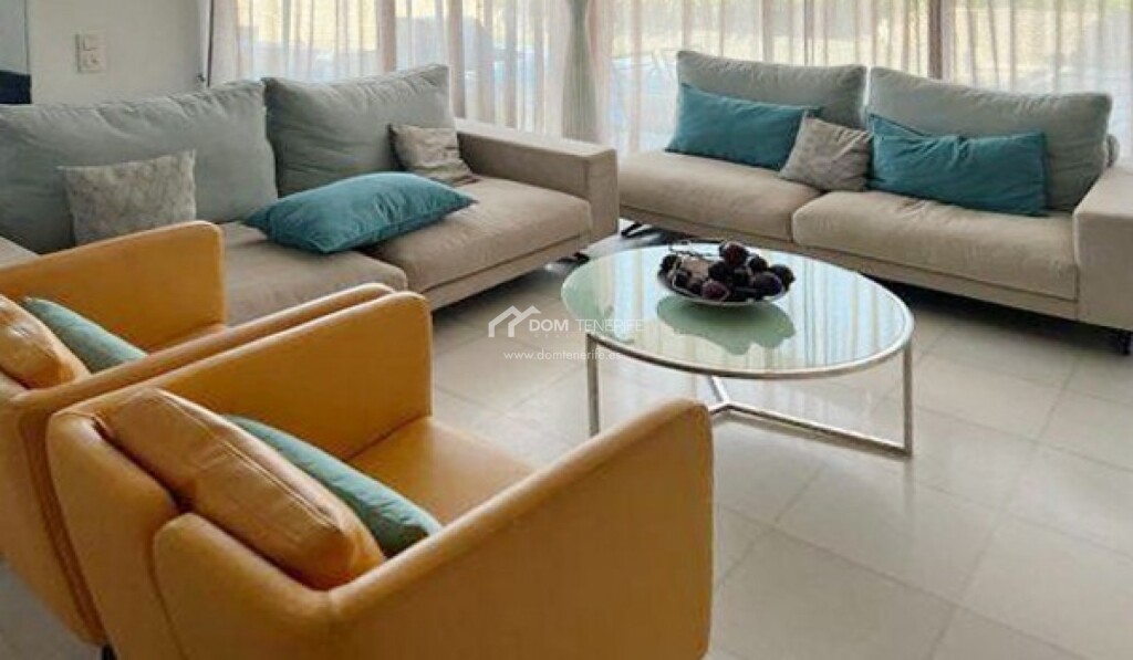 Imagen 2 de Casa-Chalet en Venta en Adeje Santa Cruz de Tenerife