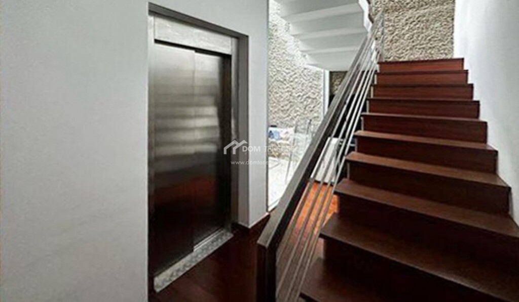 Imagen 4 de Casa-Chalet en Venta en Adeje Santa Cruz de Tenerife