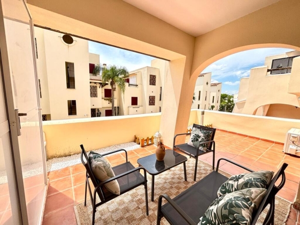 Imagen 2 de Piso en Venta en Casares Málaga