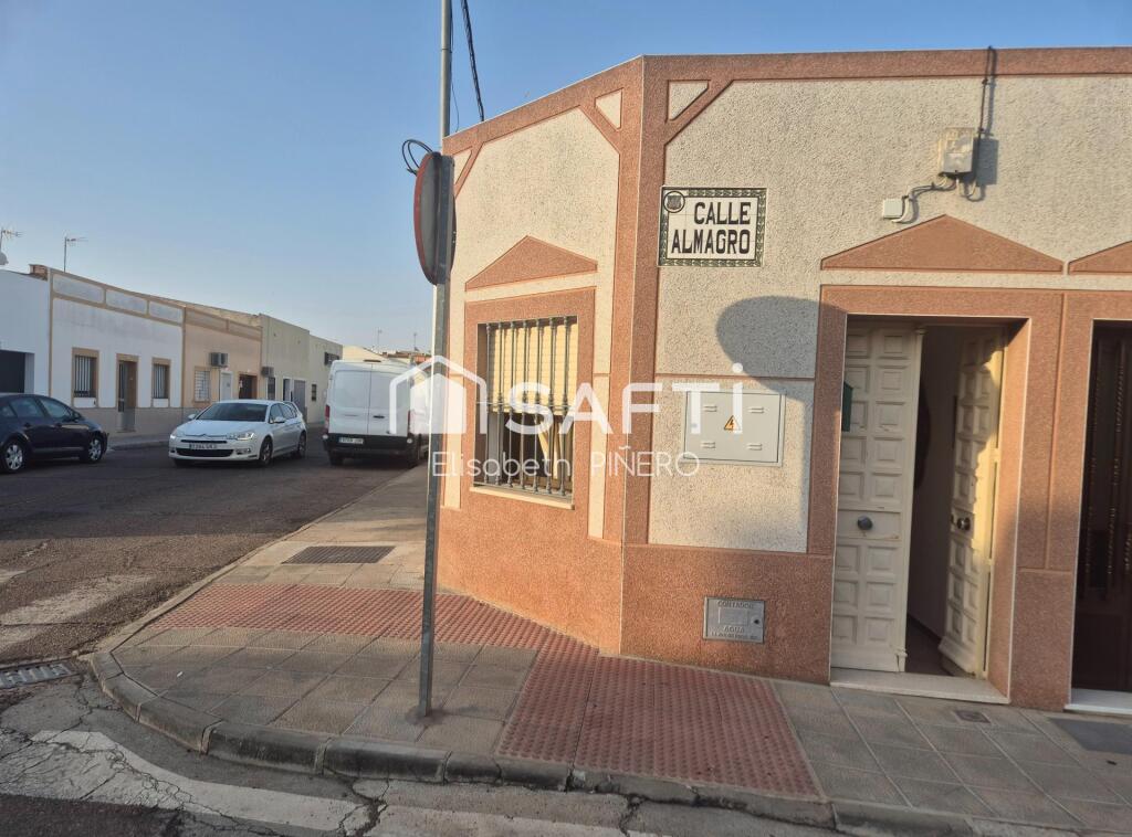 Imagen 2 de "Montijo. Tu rincón en esquina."