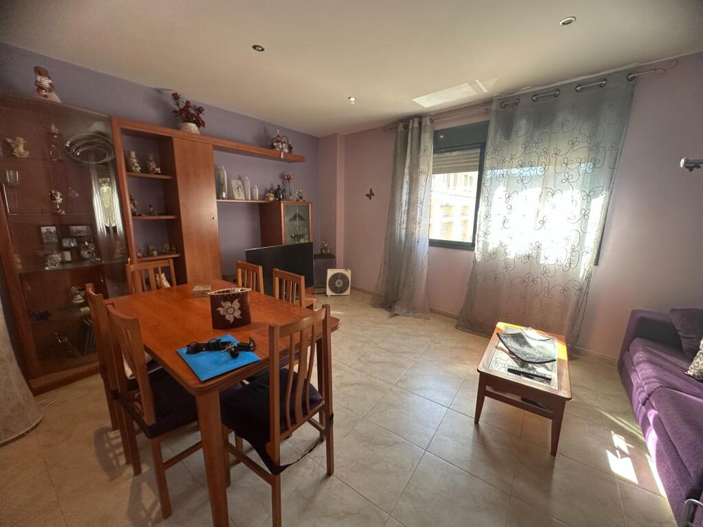 Imagen 4 de Fantástico dúplex seminuevo en Roquetes