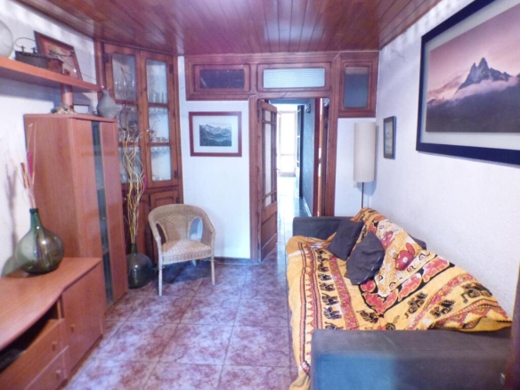 Imagen 4 de OPORTUNIDAD ÚNICA DE INVERSIÓN -DOS EDIFICIOS EN VENTA EN ZONA DE ESCODINES DE MANRESA