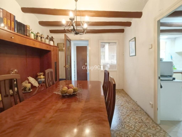 Imagen 2 de Casa de pueblo en venta en el centro de Bell-lloc d'Urgell ✨ ¡Oportunidad única a solo 14 minutos de Lleida!