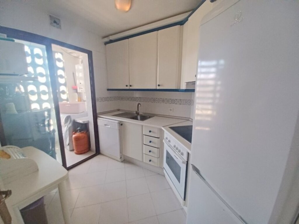 Imagen 4 de PISO EN ALQUILER EN SABINILLAS SEPTIEMBRE A JUNIO