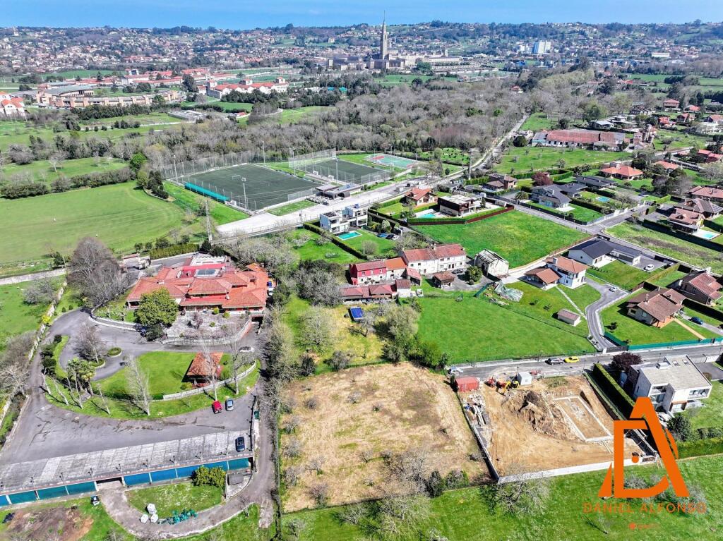 Imagen 3 de Construye rentabilidad: finca con todo listo para tu desarrollo turístico en gijón