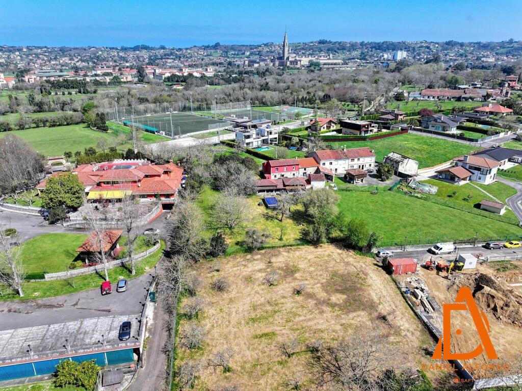 Imagen 4 de Construye rentabilidad: finca con todo listo para tu desarrollo turístico en gijón