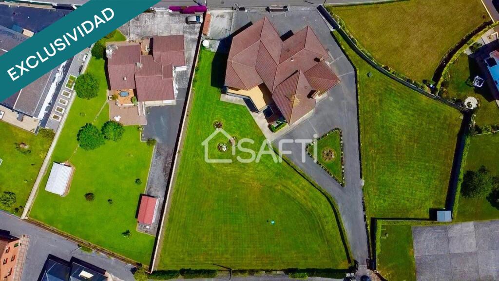Imagen 3 de Chalet exclusivo en parcela privada en el centro de Gijón
