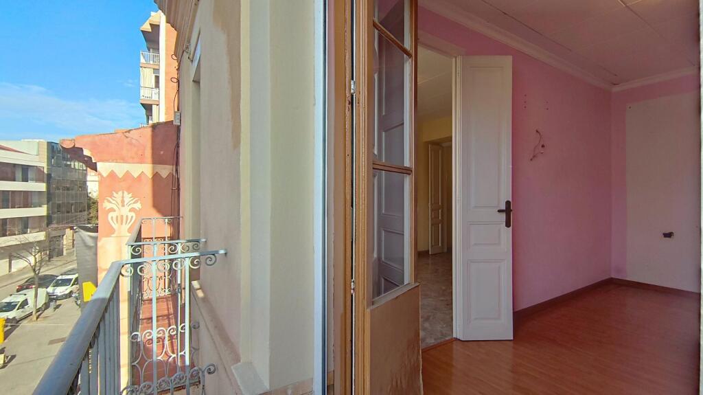 Imagen 4 de Edificio en el centro de Molins de Rei con 2 pisos dúplex independientes