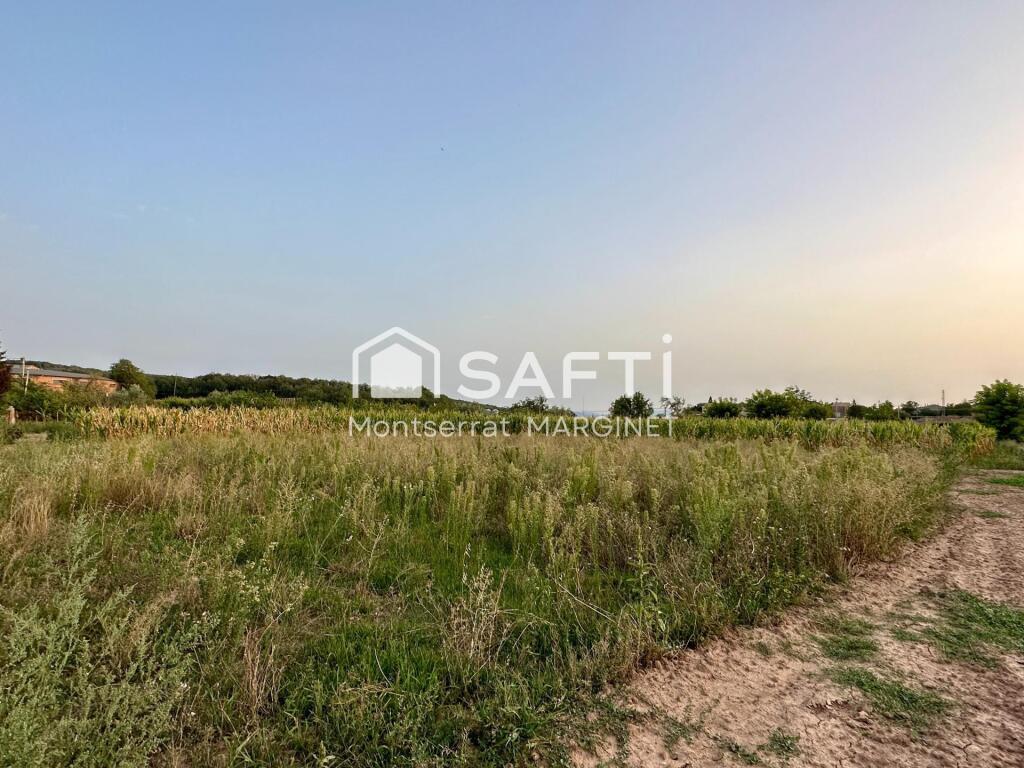 Imagen 4 de Terreno en venta en Perafita de 629m2.