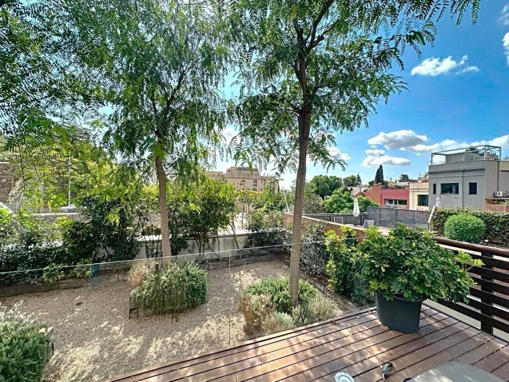 Imagen 4 de Espectacular Casa con jardín y vista en la Bonanova