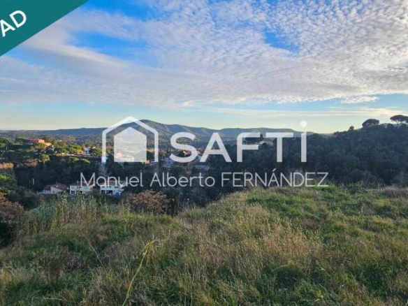 Imagen 1 de Más de 800 m² para construir tu sueño