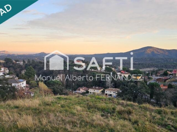 Imagen 1 de Más de 860 m² para construir tu sueño.