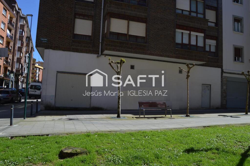Imagen 2 de LOCAL 100M2 EN IBERLUZE. GALDAKAO