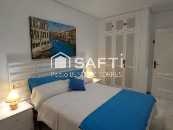 Imagen 2 de "Tu hogar ideal a 500m de la playa de La Barrosa."