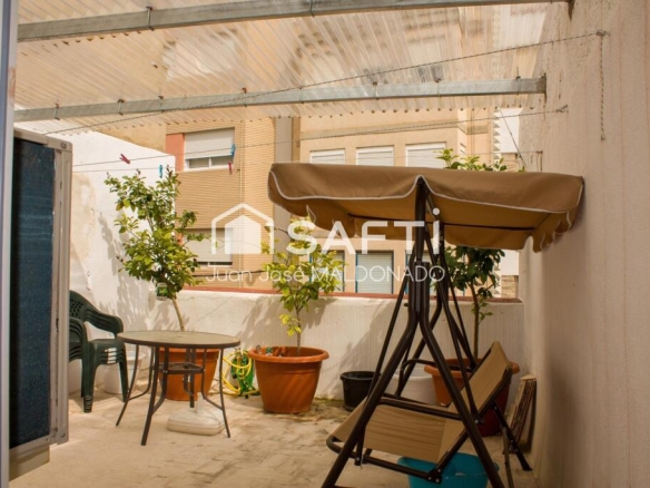 Imagen 3 de Benicarló te espera Vive el centro: comodidad y espacios versátiles.