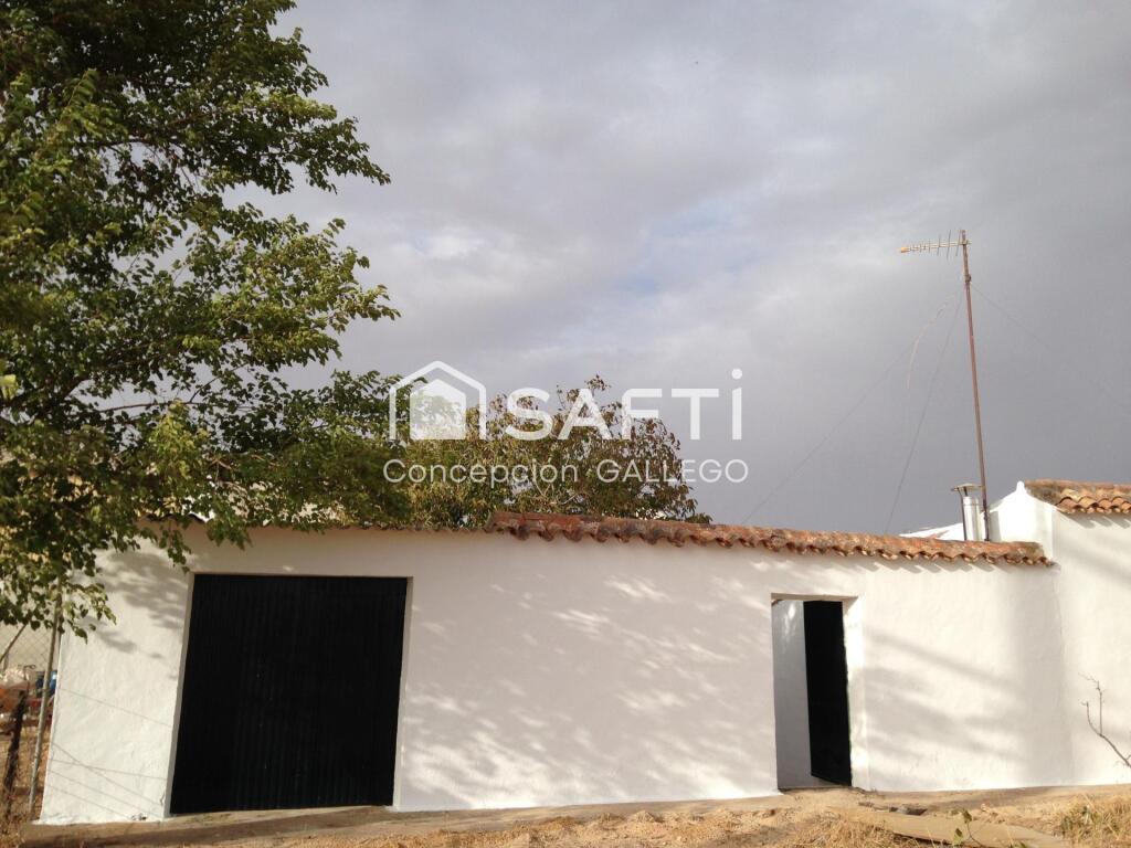 Imagen 2 de CASA DE PUEBLO EN CINCO CASAS