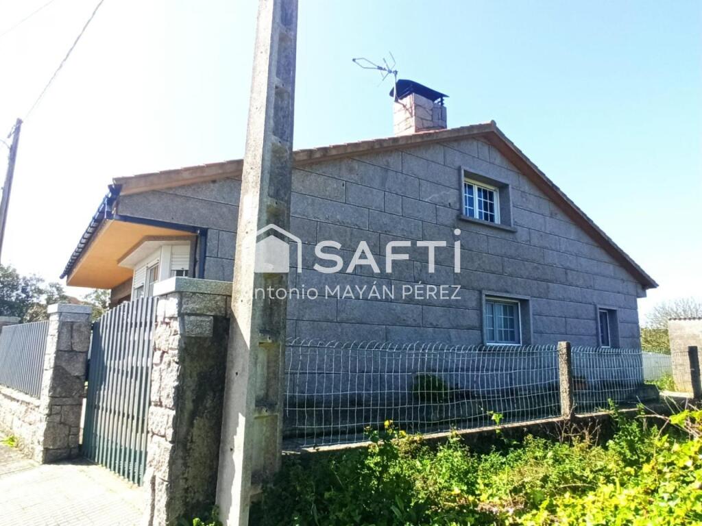 Imagen 4 de CASA-CHALET EN VENTA EN AGUIÑO - RIBEIRA