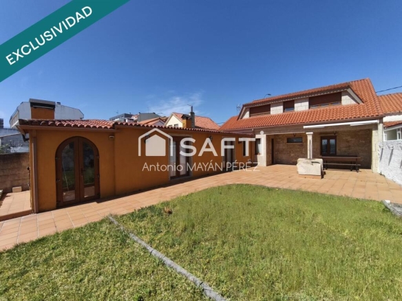 Imagen 1 de CASA EN VENTA EN PRIMERA LINEA DE PLAYA EN RIBEIRA
