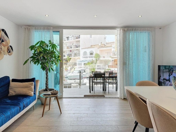 Imagen 1 de Excepcional casa en el canal en Empuriabrava