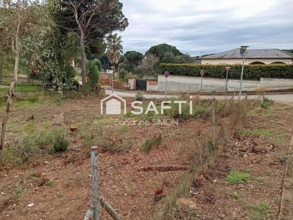 Imagen 2 de PARCELA PLANA CERCA DEL PUEBLO de VIDRERES