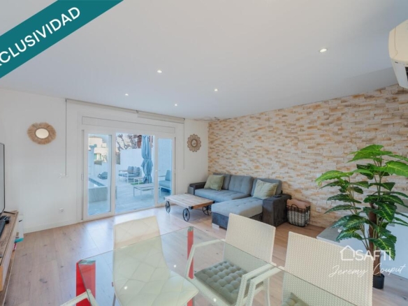 Imagen 1 de Casa con amarre privado en Empuriabrava