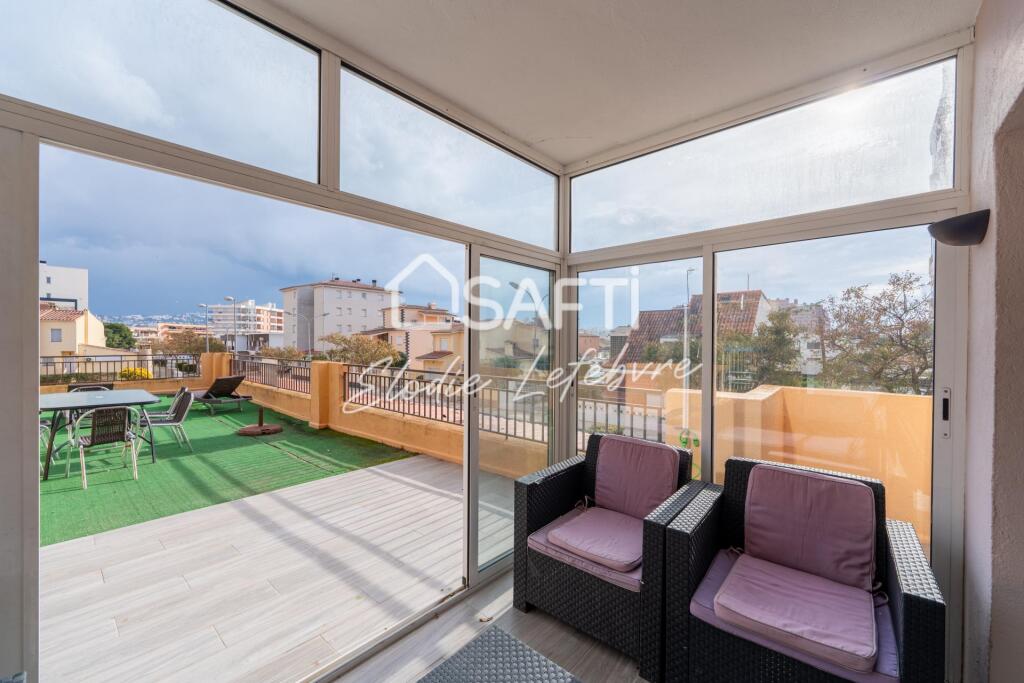 Imagen 3 de Apartamento luminoso con amplia terraza y vistas despejadas