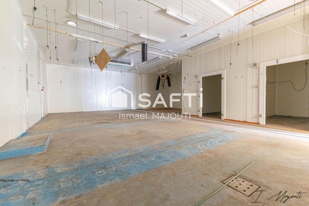 Imagen 2 de Venta de Nave Industrial en Forallac