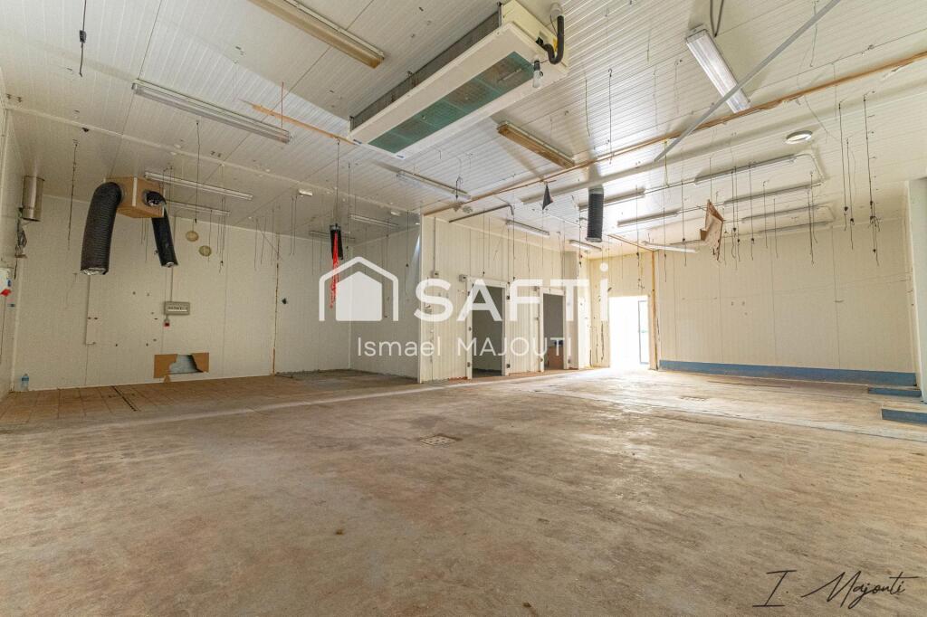 Imagen 4 de Venta de Nave Industrial en Forallac
