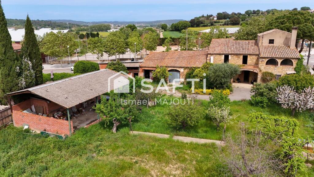 Imagen 4 de Masía de 8 habitaciones ideal para turismo rural en La Bisbal d’Empordà